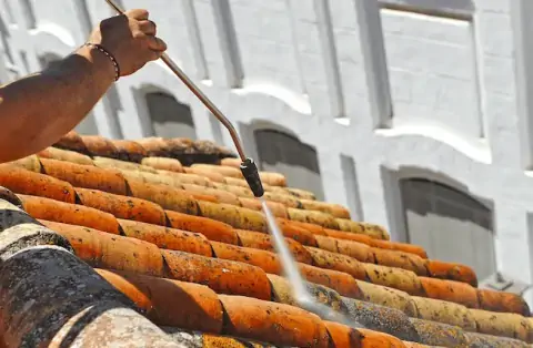 Nettoyage de toitures - Cuxac-Cabardès